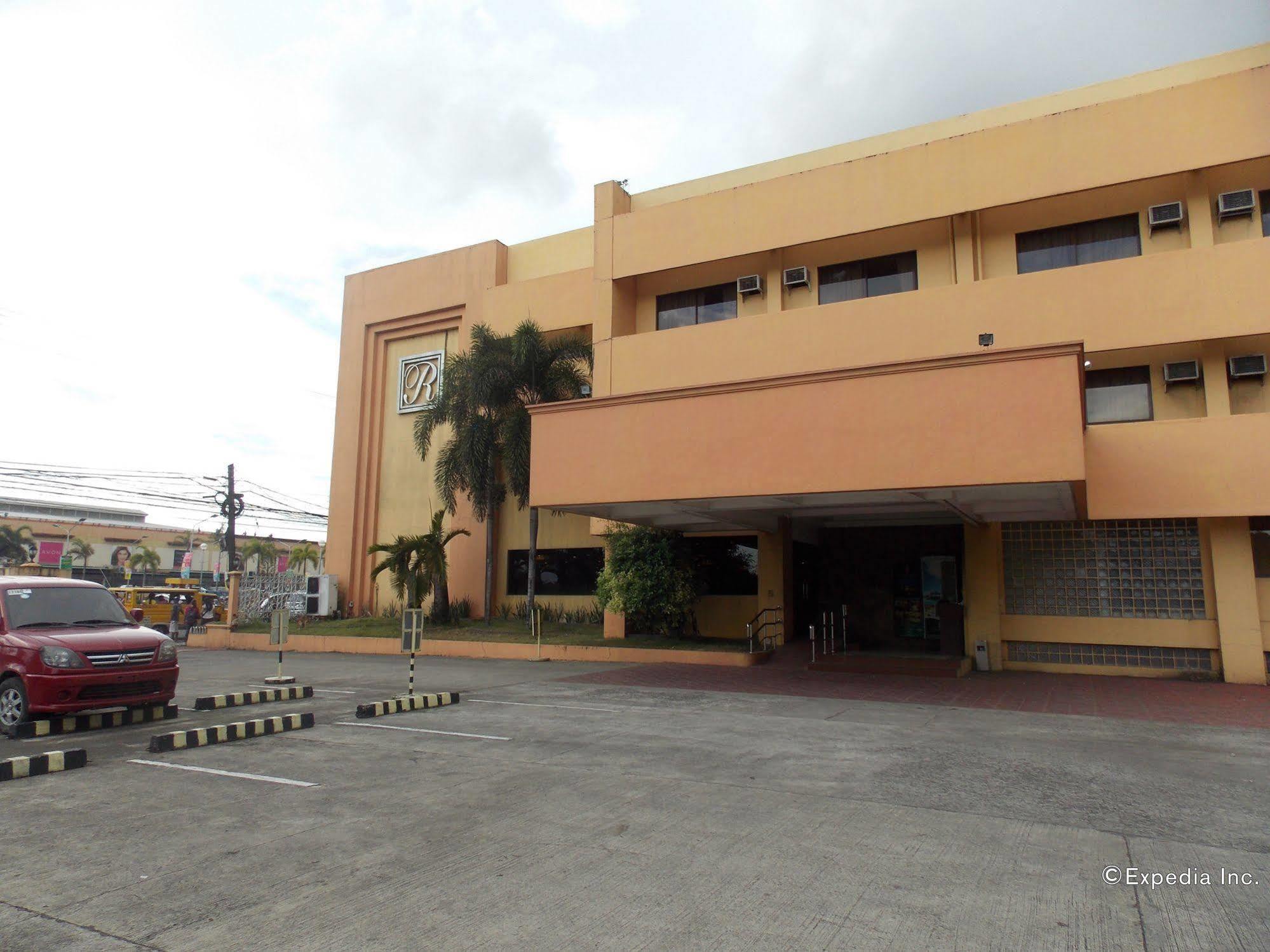 Grand Regal Hotel Bacolod Kültér fotó