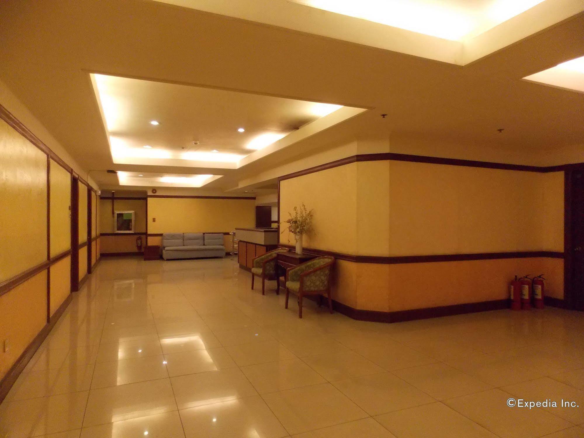 Grand Regal Hotel Bacolod Kültér fotó