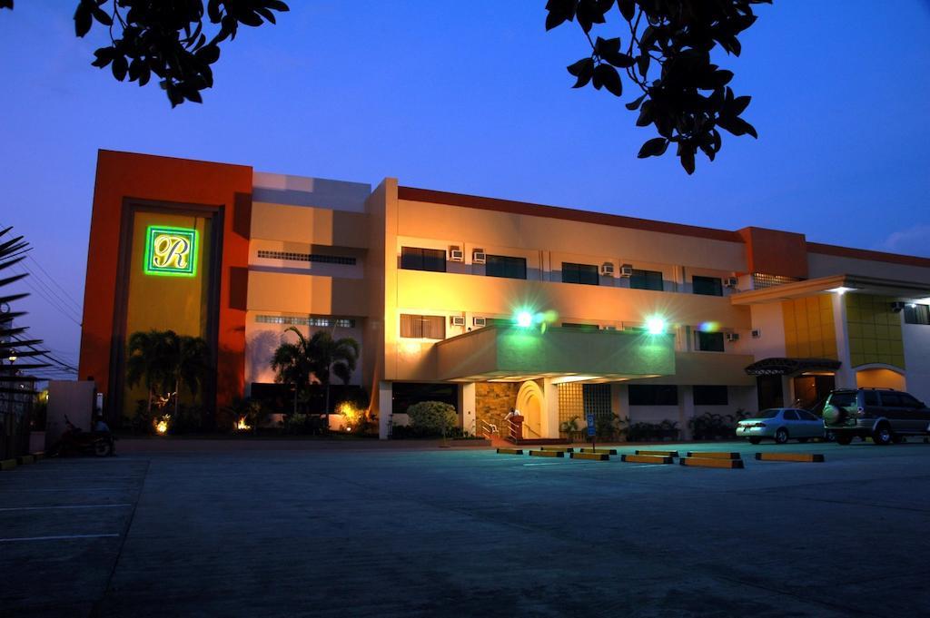 Grand Regal Hotel Bacolod Kültér fotó
